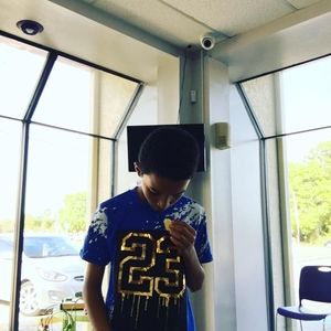 Meet your Posher, Adrian